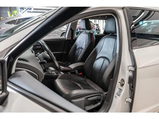 SEAT Leon ST 1.0 EcoTSI Style Business Intense Leder | Stoelverwarming | Afn. Trekhaak