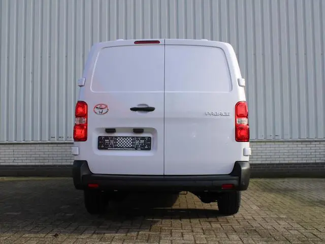 Toyota pro-ace