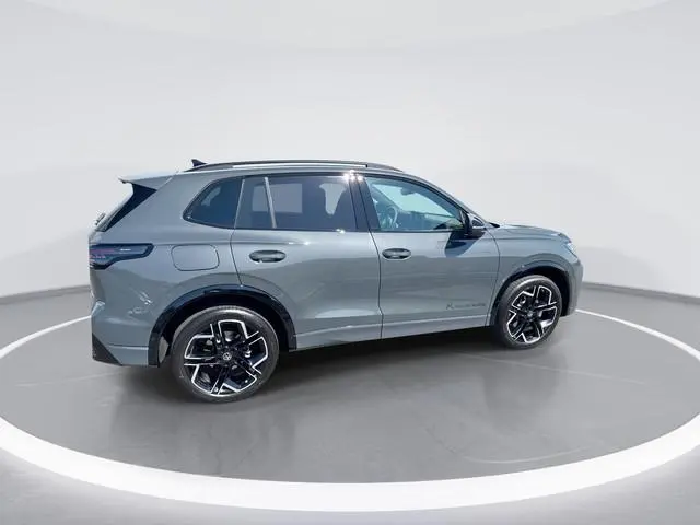 Volkswagen Tiguan 1.5 eHybrid R-Line Edition