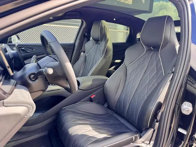 BYD SEAL Design RWD | Panoramadak | Adaptive cruisecontrol | 360 camera | Carplay |