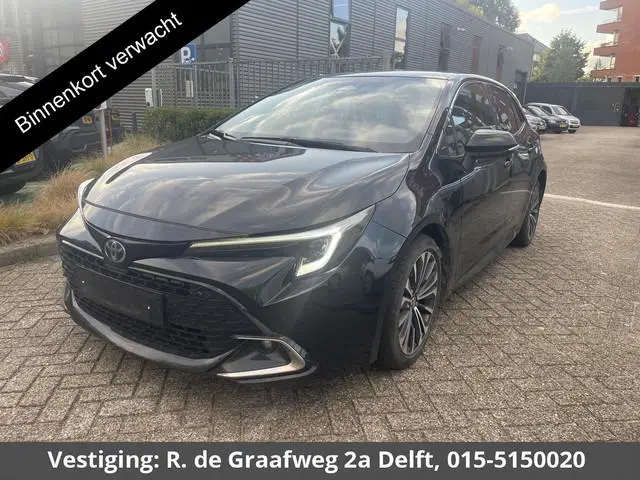 Toyota Corolla Hybrid 140 Dynamic | Parkeersensor voor en achter | Navigatie | Stoelverwarming | App...