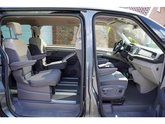 Volkswagen Multivan T7 1.4 eHybrid L2H1 Style  Panodak Apple Carplay Led koplampen Camera