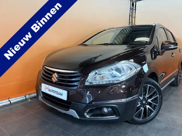 Suzuki S-Cross