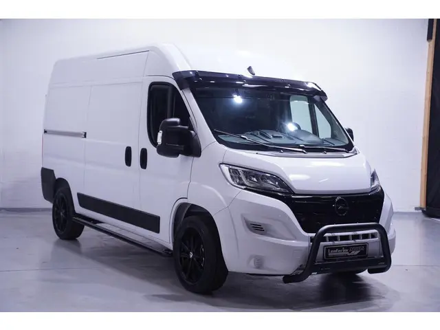 Opel Movano