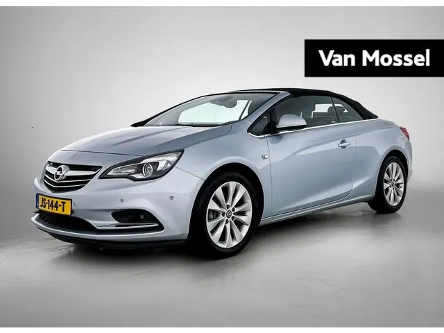 Opel Cascada 1.4 Turbo ecoFLEX Innovation | 140pk | Lederen Bekleding | Camera | Trekhaak |