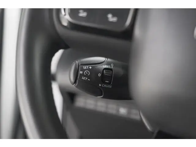 Citroen ë-Berlingo 136 L1 50 kWh | SOH 99,0% | Camera | Vloerplaat Laadruimte | Apple Carplay | Park...