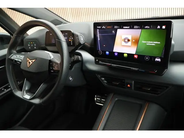 CUPRA Born Adrenaline 204pk 62 kWh SOH 91% 360Camera Keyless Navigatie Stoelverwarming