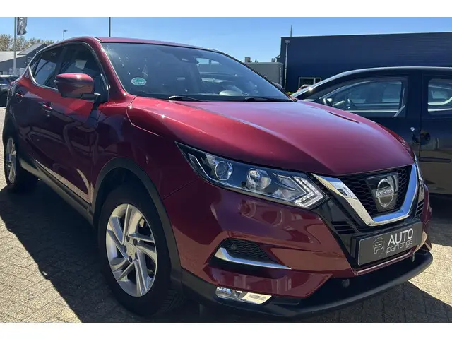 Nissan Qashqai 1.2 N-Connecta 116PK | AUTOMAAT | Nette Staat | 360 Camera | Achteruitrijcamera | Sto...