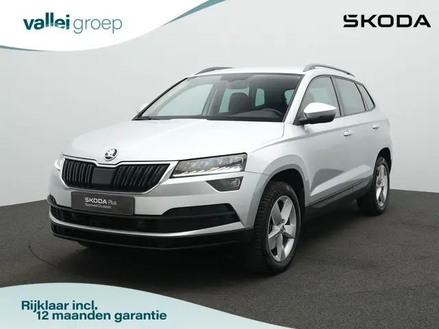 Skoda Karoq 1.5 TSI 150 pk DSG ACT Ambition Business | Trekhaak | Adaptive Cruise | Navigatie | Park...
