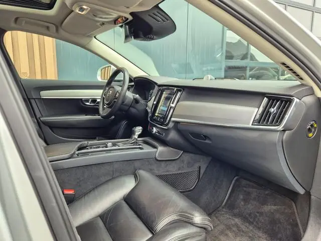 Volvo S90 2.0 D4 Inscription | B&W | 360cam | HUD | Pano | Trekhaak