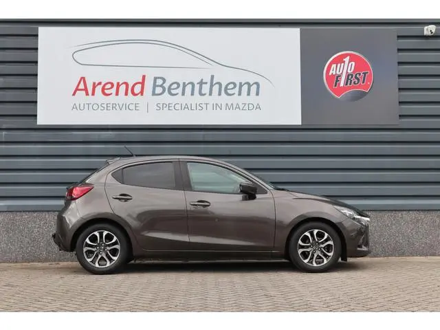 Mazda 2