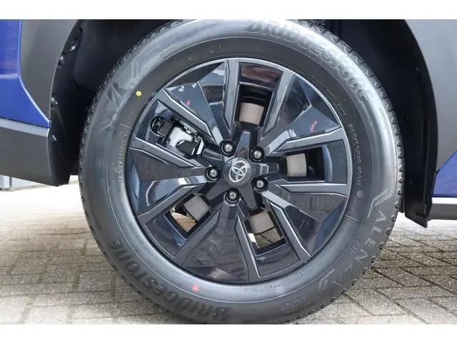 Toyota bZ4X Touring Dynamic 75 kWh , Nieuw en direct leverbaar met €3.000,- inruilvoordeel