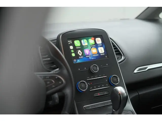Renault Scénic TCe 140 EDC Limited | Camera | Stoelverwarming | Navigatie | Apple Carplay
