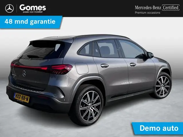 Mercedes-Benz EQA 250+ AMG Line | Night Pakket | Panoramadak | Dodehoekassistent | Sierdelen Lindenh...