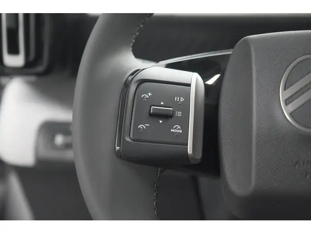 Citroen Ë-C3 Max 113pk 44 kWh | 11 KW Lader | 96,1% SOH | Camera | Navigatie | Parkeersensoren