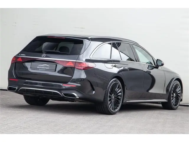 Mercedes-Benz E-klasse Estate 300 e AMG Premium, Distronic, Burmester, Memory, Trekhaak 2025