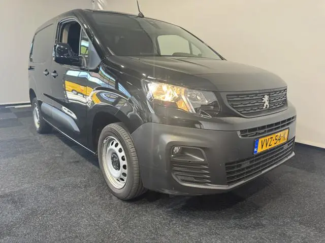 PEUGEOT PARTNER 1.5 HDI 3 zits 100 Pk  Car play Navigatie APK 03-2027