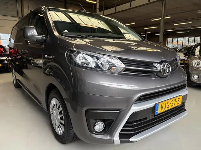 Toyota pro-ace