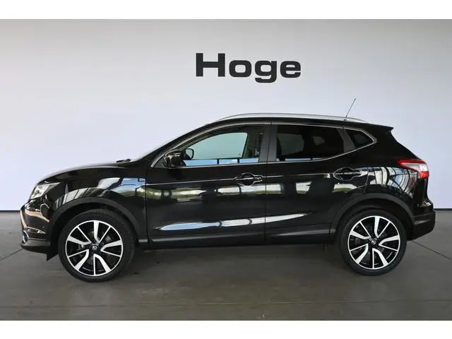 Nissan Qashqai 1.2 Tekna Clima Navigatie Panoramadak Camera Leder Goed Onderhouden! Inruil Mogelijk!