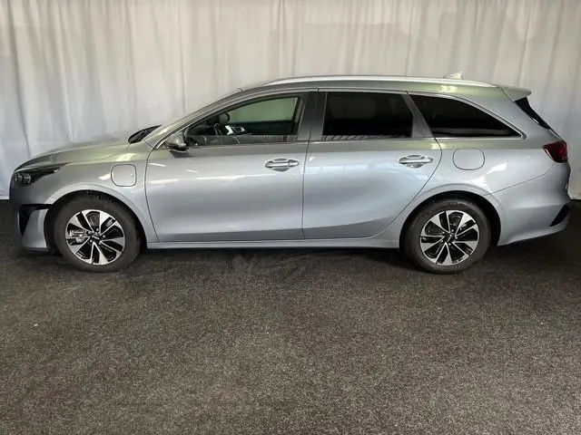 Kia Ceed Sportswagon 1.6 GDI PHEV PLUG-IN DynamicPlusLine 1E EIGN/ECC/STOELVERW./APPLE/CAMERA
