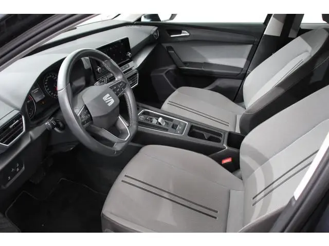 SEAT Leon Sportstourer 1.5 eTSI 150pk Automaat Style  Navigatie Apple Carplay/Android Auto Adaptive...