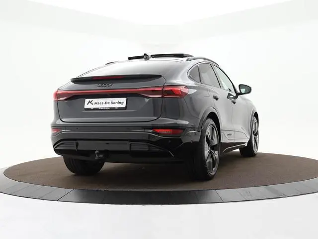 Audi Q6 Sportback e-tron S edition performance 100 kWh / 306pk · SOH 97,5% · Panoramadak · 360 Camer...
