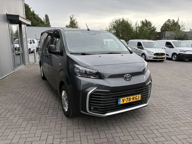 Toyota pro-ace