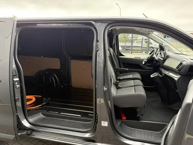 Toyota pro-ace
