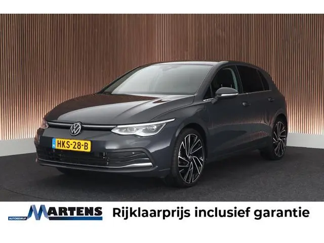 Volkswagen Golf 1.4 204pk eHybrid Style Memory Stoelverwarming ACC Virtual Cockpit Navigatie