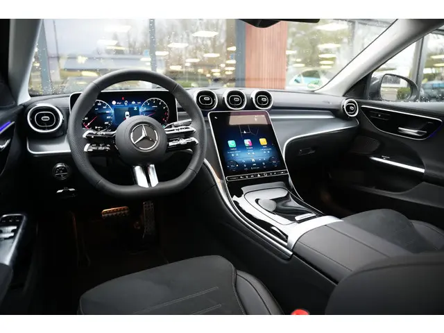 Mercedes-Benz C-klasse 180 Business Solution AMG Adaptieve Cruise Ambient Stuurverw. 360 Camera 19''...