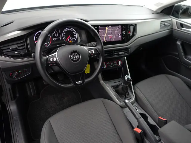 Volkswagen Polo 1.0 TSI R Line+ Carplay, Camera, Park Assist, Ada Cruise, Led, Clima, Sport Interieu...