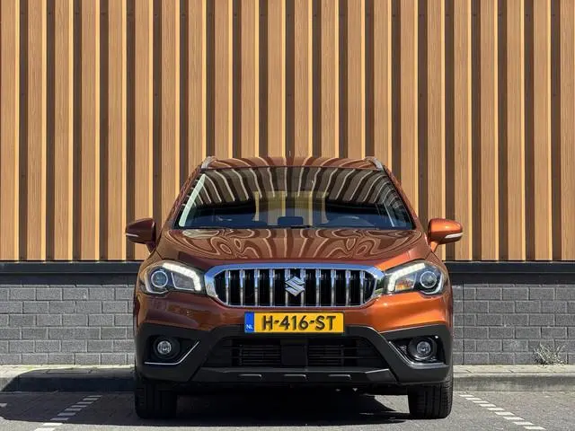 Suzuki S-Cross