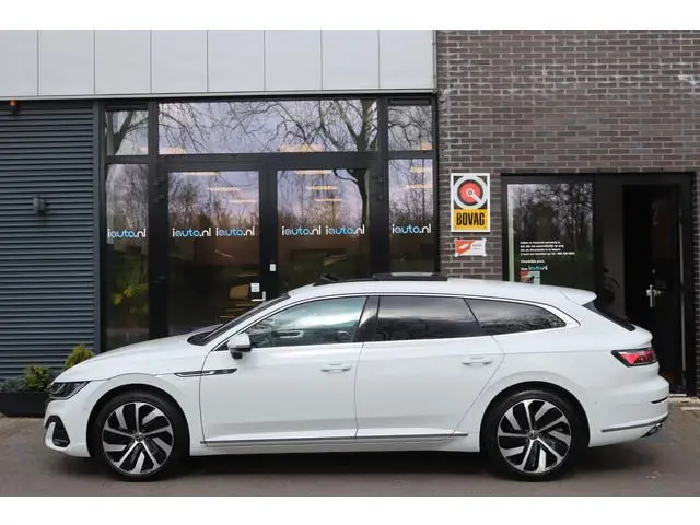 Volkswagen Arteon Shooting Brake 1.4 TSI eHybrid R-Line Pano/IQ.Light/Navi Pro/Keyless/Elek. lederen...
