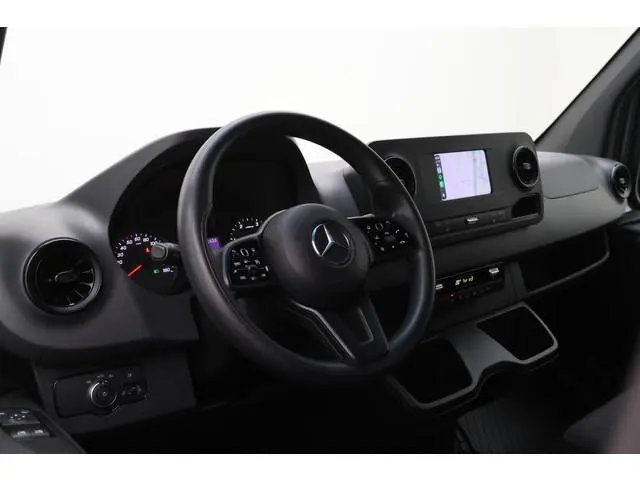 Mercedes-Benz Sprinter 317 CDI Automaat L2H2 3-Zits, Camera, Airco, Cruise, Apple Carplay, DAB, PDC,...