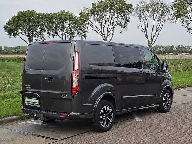 FORD TRANSIT CUSTOM 2.0 L1H1 SPORT Dubbele Cabine 185Pk Automaat 2xSchuifdeur Lm-Velgen !