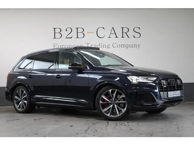 Audi Q7 60 TFSIe Competition S-line | Audi Exclusive | Panorama | Luchtvering | HUD | Matrix | Trekh...