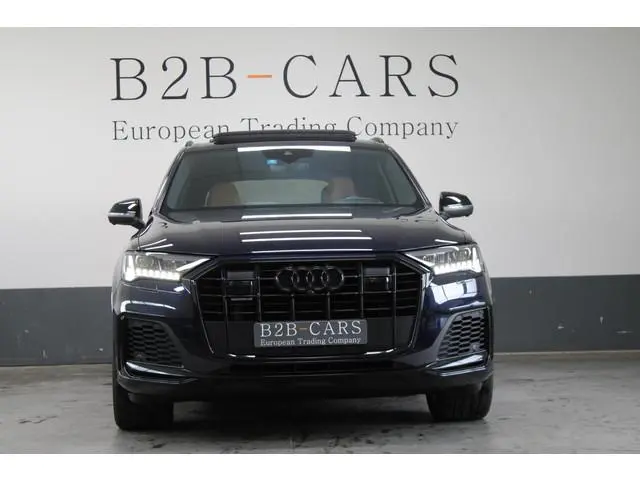 Audi Q7 60 TFSIe Competition S-line | Audi Exclusive | Panorama | Luchtvering | HUD | Matrix | Trekh...