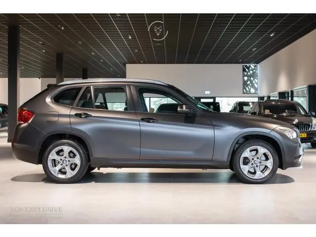 BMW X1 sDrive18d High Executive 1ste eigenaar|Volledige historie|Bi-Xenon|17''|Cruise|PDC|Aut8
