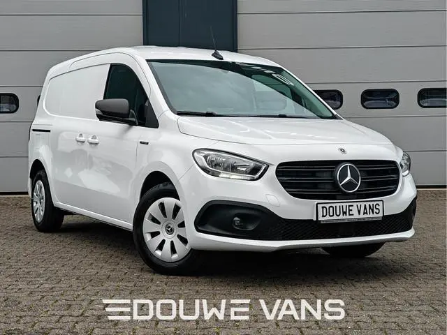 Mercedes-Benz eCitan L2 Automaat MBUX Airco Extra Lang Navigatie 280km WLTP Fabrieksgarantie