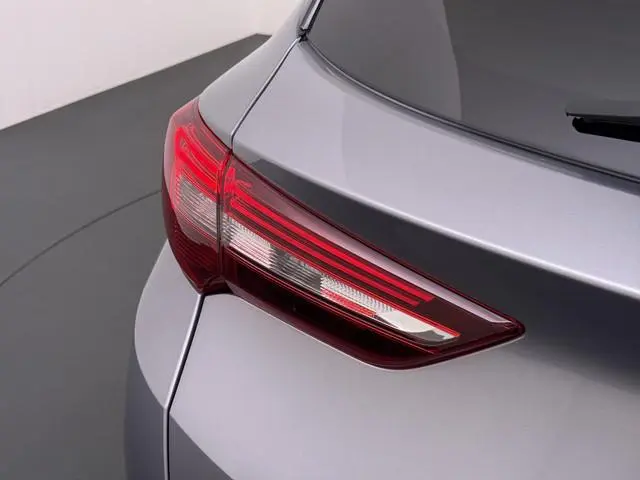 Opel Grandland X 1.2 Turbo Innovation | Navigatie | 360° Camera | Stoelverwarming | Climate control