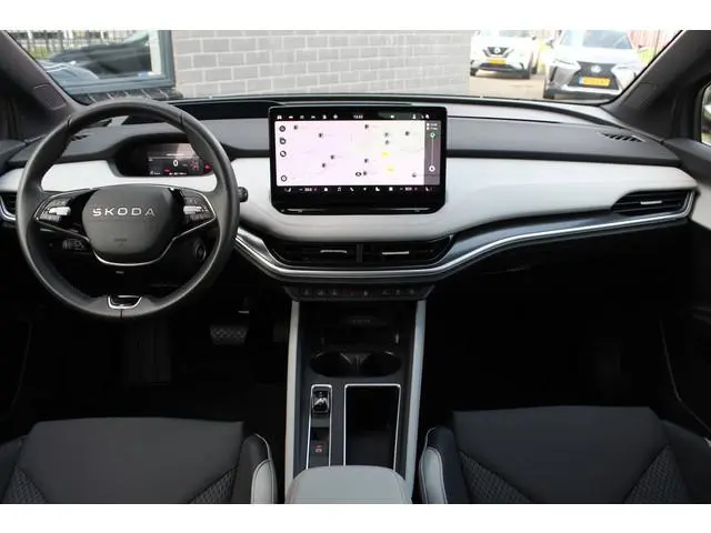 ŠKODA Elroq 60 Business Edition / Warmtepomp / Keyless / HUD / N.A.P.