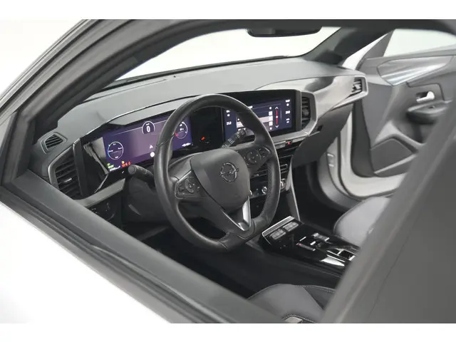 Opel Mokka Electric Level 5 50 kWh | 11 KW Lader | Camera | Adaptieve Cruise Control | Dodehoekdetec...