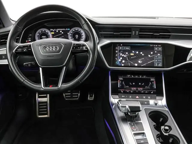 Audi A6 Avant 55 TFSI e quattro 367pk S Competition · Panoramadak · Camera · Leder · Apple/Android C...