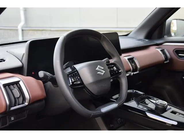 Suzuki e Vitara