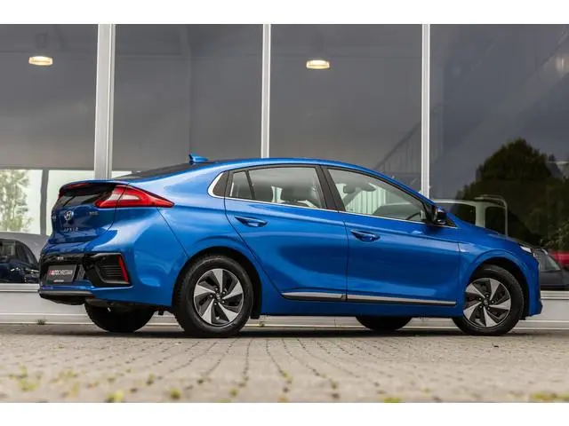 Hyundai IONIQ 1.6 GDi Premium | Pano | Infinity | ACC