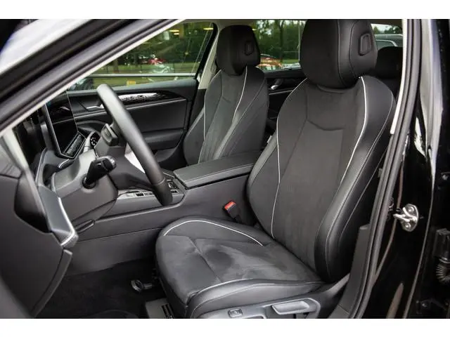Volkswagen Passat Variant 1.5 eTSI Elegance Business , Adap. cruise, Stoel/stuurverwarming, Head-up...