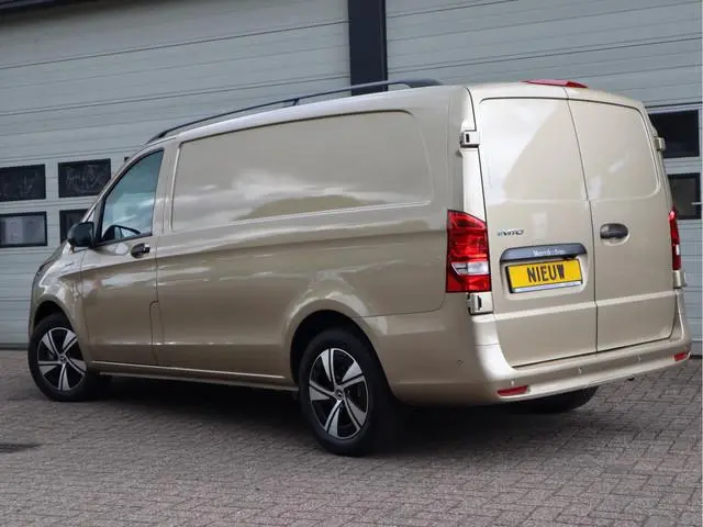 Mercedes-Benz eVito 112 66 kWh SoH 98,9 % L2 Lang PRO - LED - Navi - Snelladen