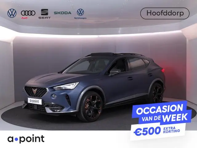 CUPRA Formentor 1.4 e-Hybrid VZ Copper Edition 245 pk | Schaalstoelen | SOH 93%| Panoramadak | Parke...