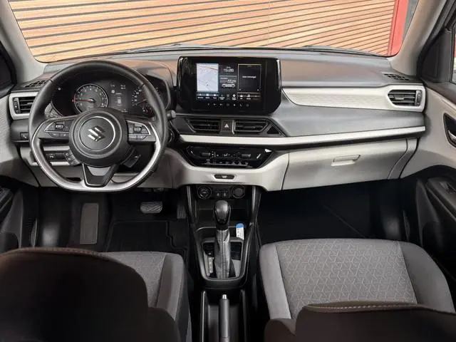 Suzuki Swift 1.2 Select Smart Hybrid