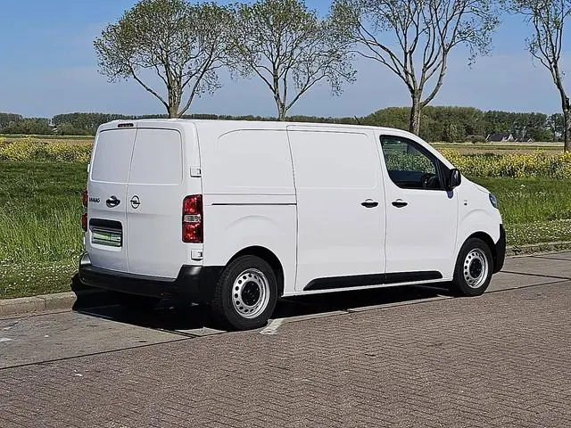 OPEL VIVARO 1.5 l2 airco camera